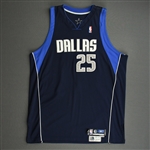 Dampier, Erick<br>Navy Preseason<br>Dallas Mavericks  2005-06<br>#25 Size: 54+4