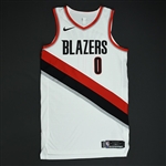 Lillard, Damian *<br>White Association Edition - Playoffs - Worn 4/14/18<br>Portland Trail Blazers 2017-18<br>#0 Size: 46+6