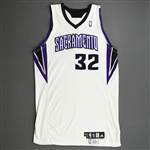 Garcia, Francisco<br>White Regular Season - One Game Only 3/13/09<br>Sacramento Kings 2008-09<br>#32 Size: 48+4