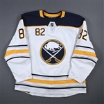 Beaulieu, Nathan *<br>White Set 3<br>Buffalo Sabres 2017-18<br>#82 Size: 56