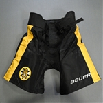 Coyle, Charlie<br>Black, Bauer Pants Shell - Worn in 2023 Winter Classic, and on January 14, 2023 and February 11, 2023<br>Boston Bruins 2022-23<br>#13 Size: Large