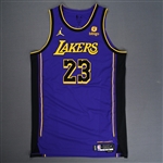 James, LeBron<br>Statement Edition - Worn 12/30/2023<br>Los Angeles Lakers 2023-24<br>#23 Size: 54+6
