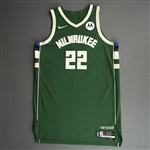 Middleton, Khris<br>Green Icon Edition - Worn 10/23/21<br>Milwaukee Bucks 2021-22<br>#22 Size: 52+6
