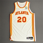 Collins, John<br>White Association Edition - Worn 10/25/21<br>Atlanta Hawks 2021-22<br>#20 Size: 50+4