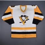 Paiement, Wilf *<br>White Set 1<br>Pittsburgh Penguins 1987-88<br>#9 