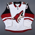 Hinostroza, Vinnie *<br>White<br>Arizona Coyotes 2018-19<br>#13 Size: 56